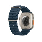 Apple Watch Ultra 2 49mm GPS + Cellular Titangehäuse mit blauem Ocean Armband MREG3LW/A