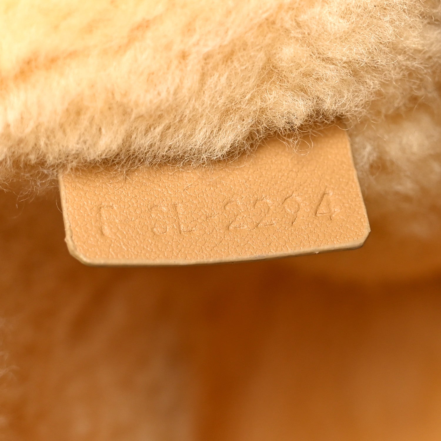 Suede Shearling Triomphe Medium Cabas Anais Natural