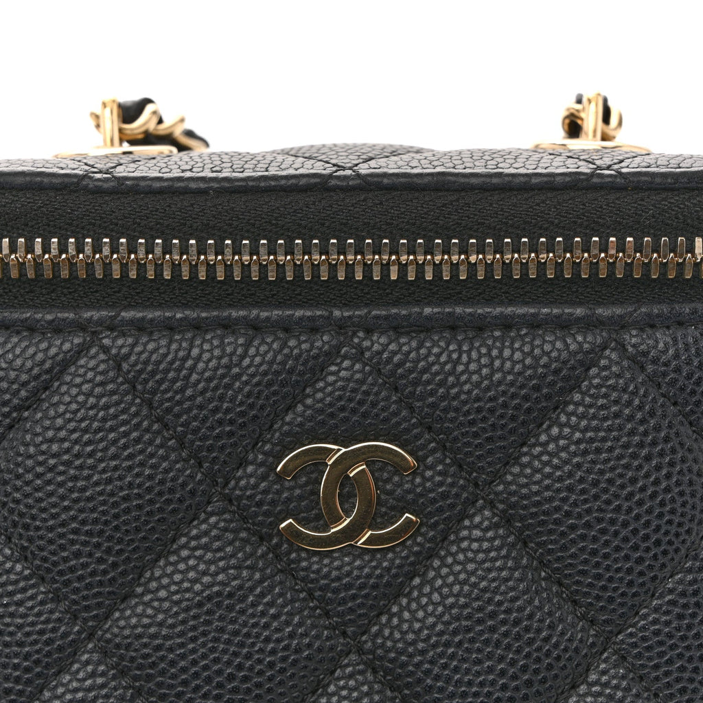 Caviar Quilted Small Vertical Coco Beauty Vanity Case With Chain Black