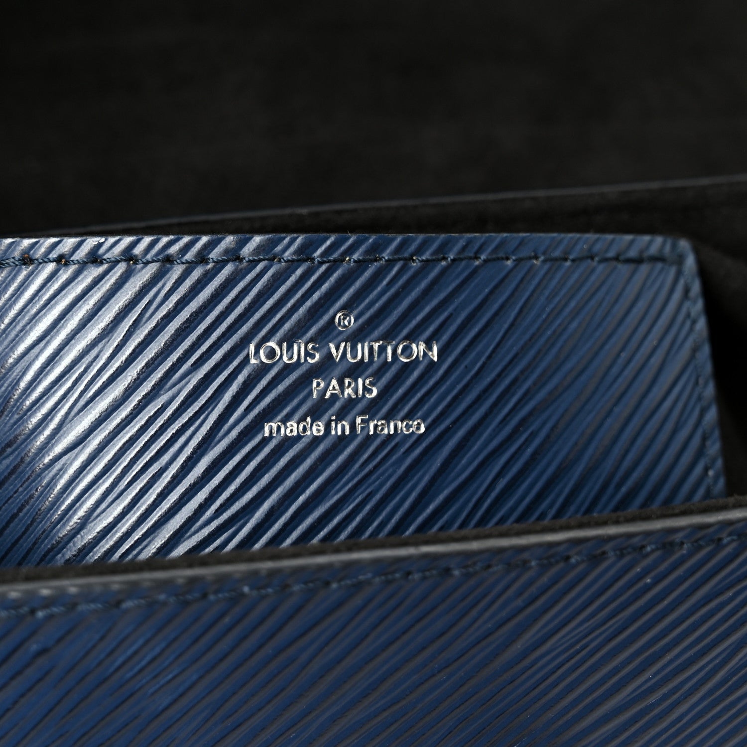 Epi Twist Shoulder Bag MM Navy