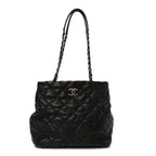 Calfskin Contrast Stitch Tote Black