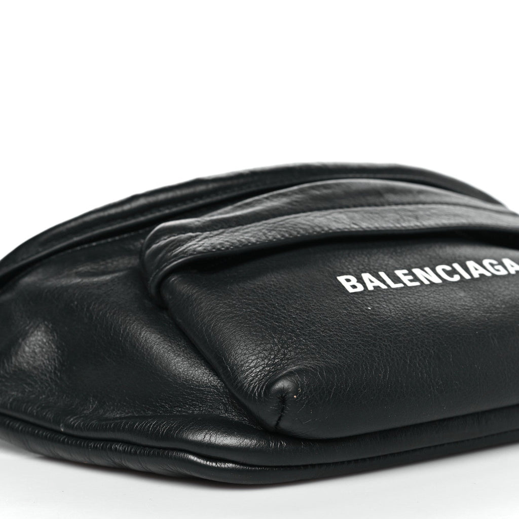 Smooth Calfskin Logo Large Everyday Beltpack Black White