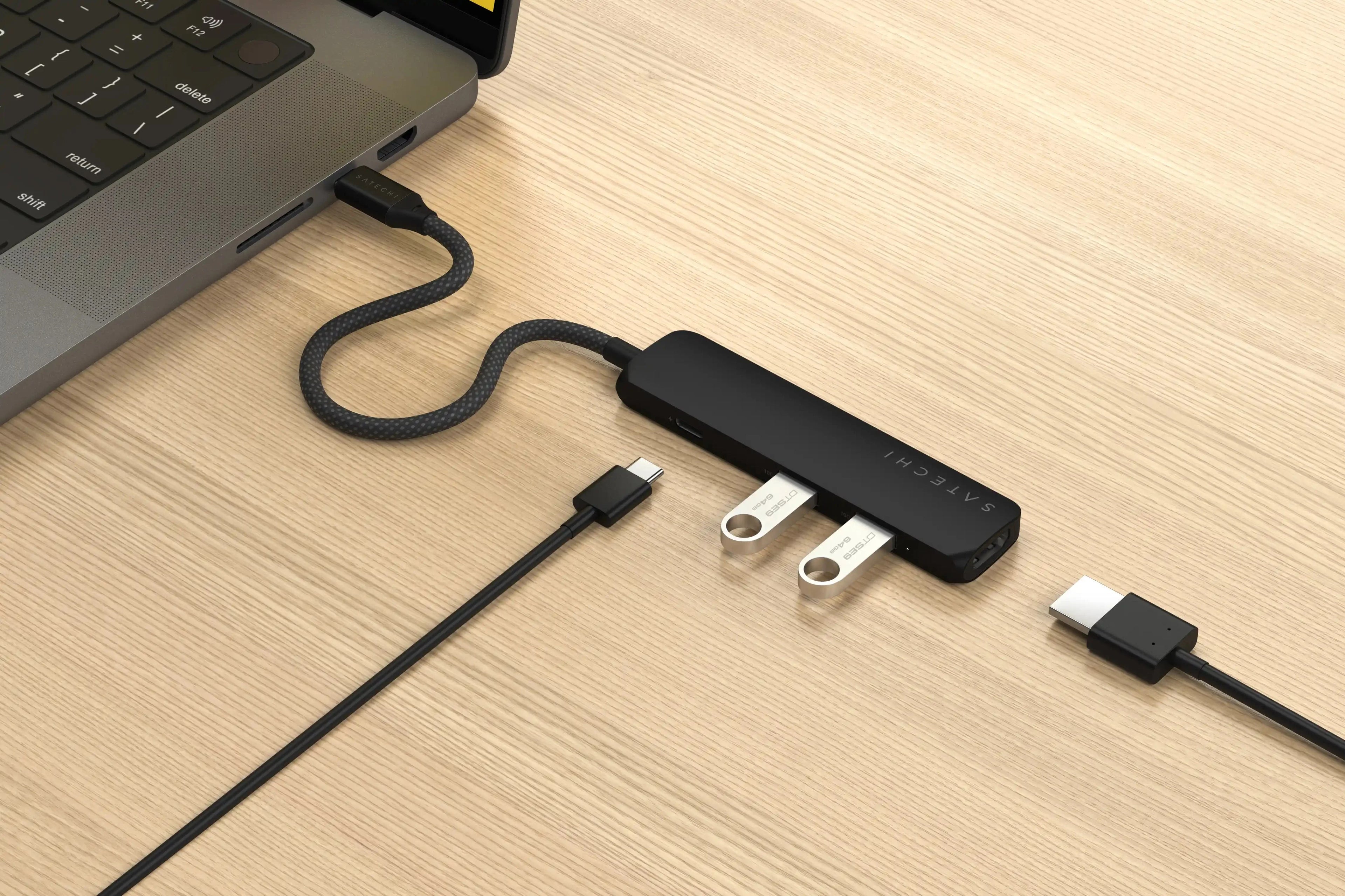 4-in-1 USB-C Slim Multiport Adapter 4K