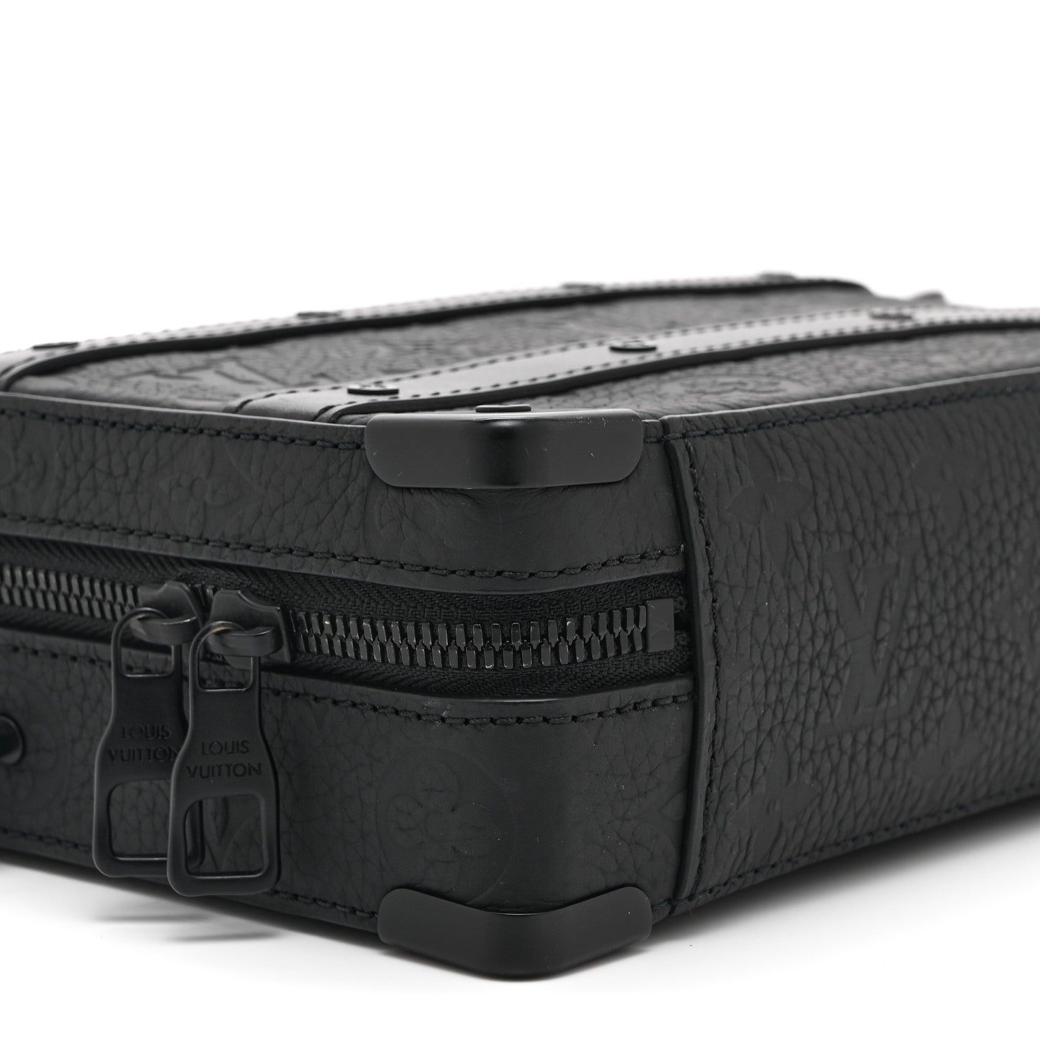 Taurillon Monogram Soft Trunk Black