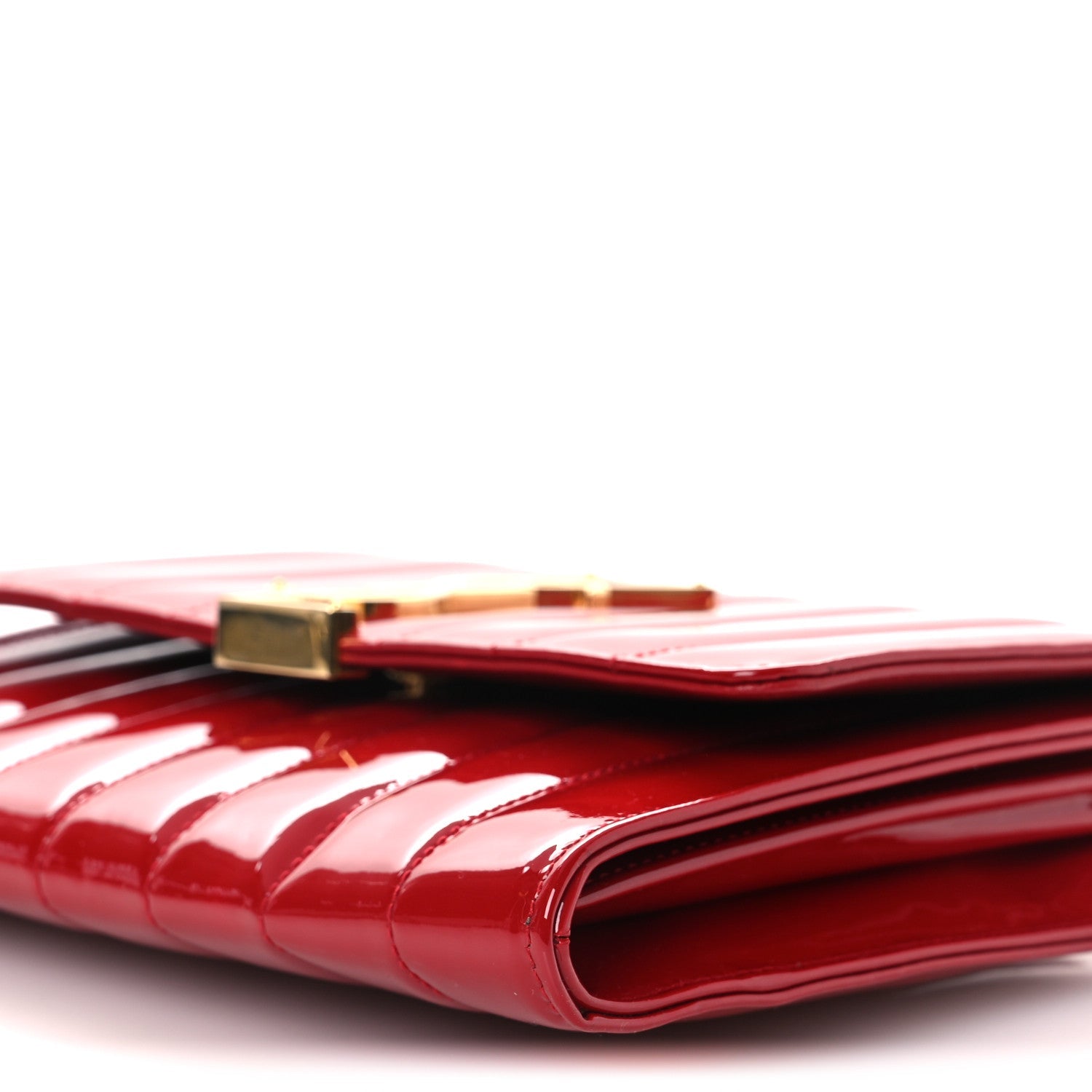 Patent Calfskin Matelasse Vicky Chain Wallet Rouge Eros