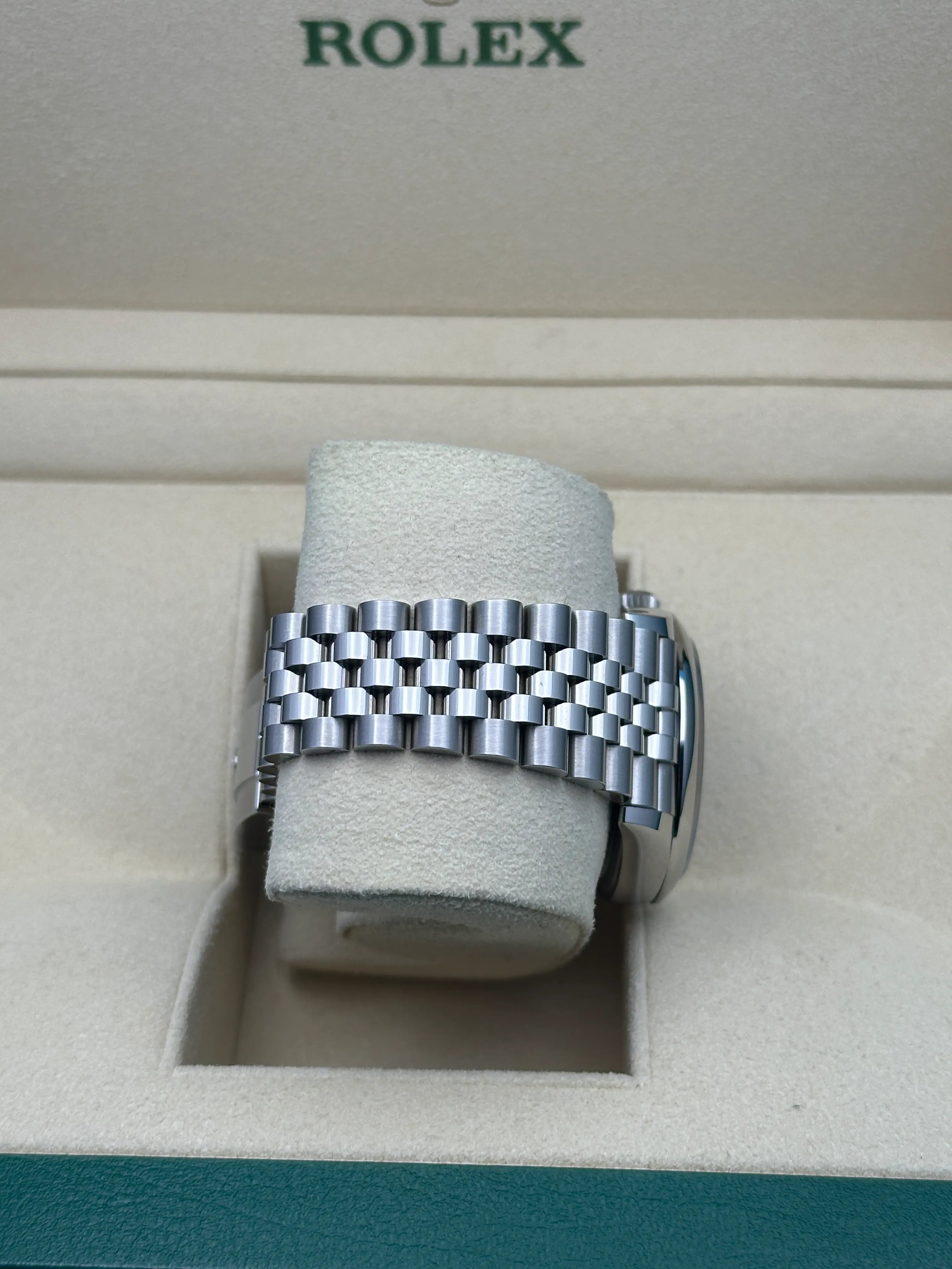 Rolex Oystersteel Datejust 36  - Wimbledon Dial - Jubilee Bracelet - 126200 wimjub