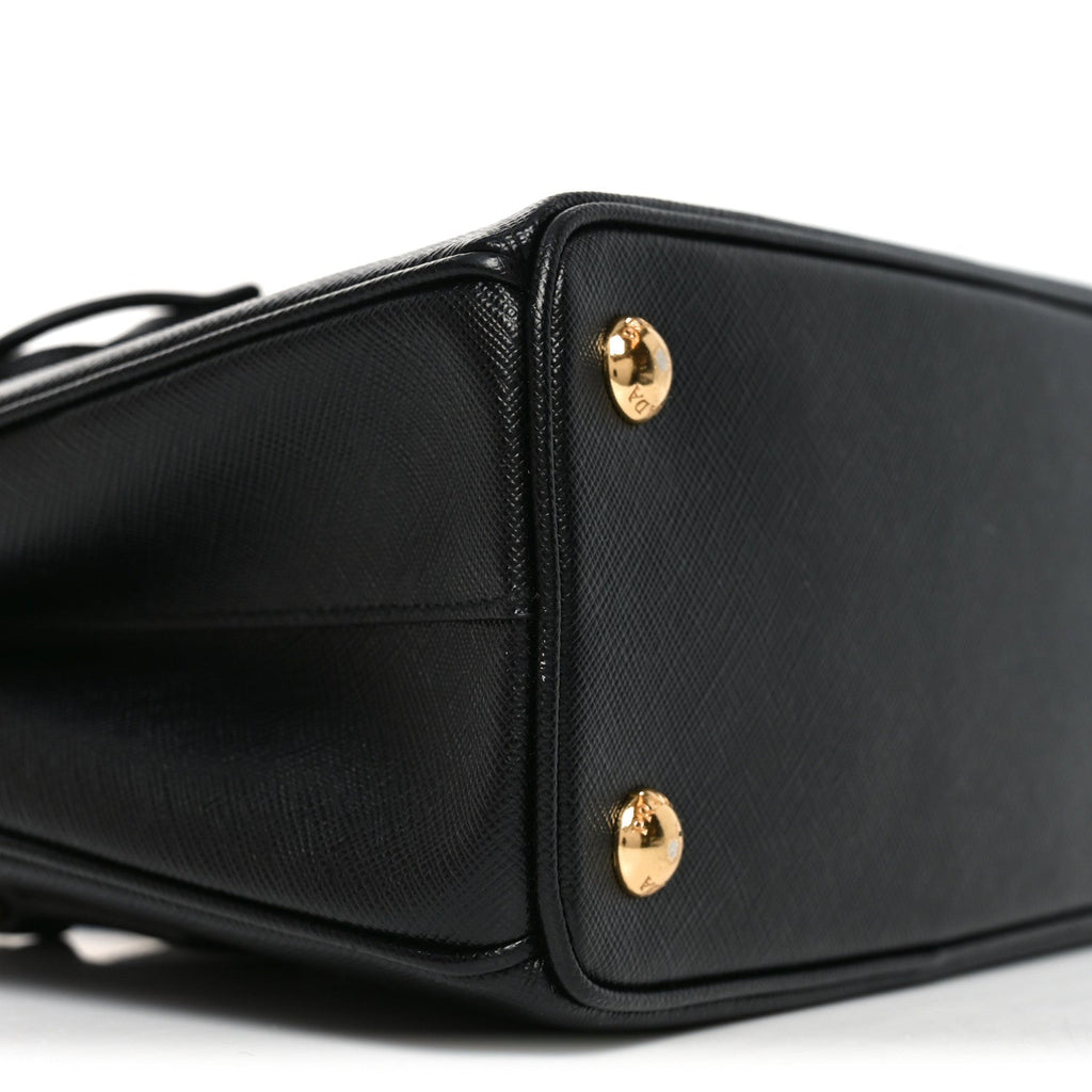 Saffiano Lux Micro Galleria Shoulder Bag Black