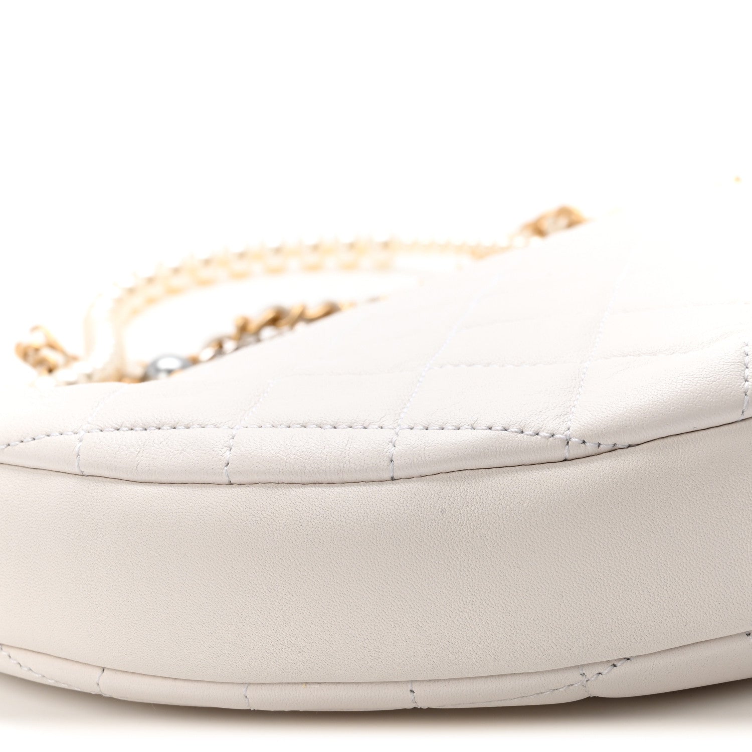 Lambskin Quilted All About Chains Hobo White