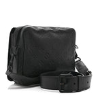 Taurillon Monogram Steamer Messenger Black