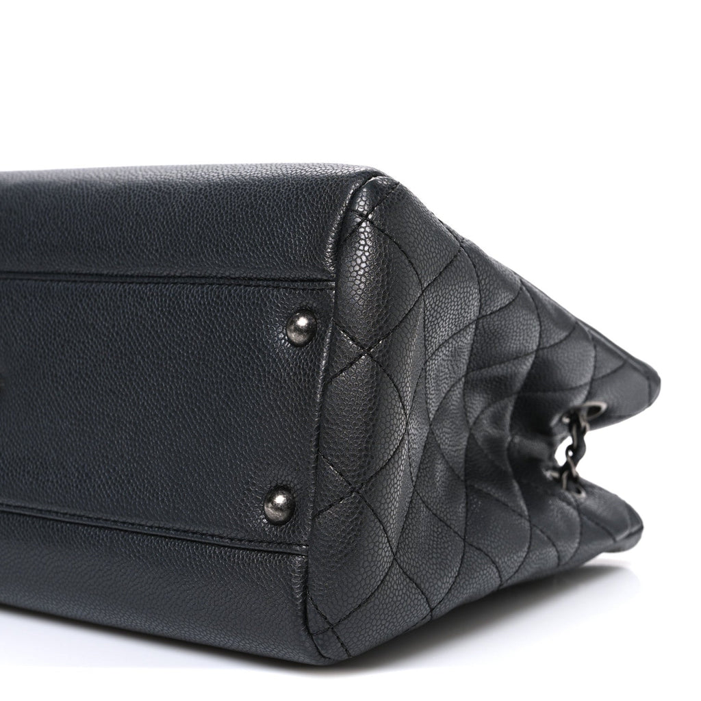 Metallic Grained Calfskin Medium Woven Chain Shopping Bag Black