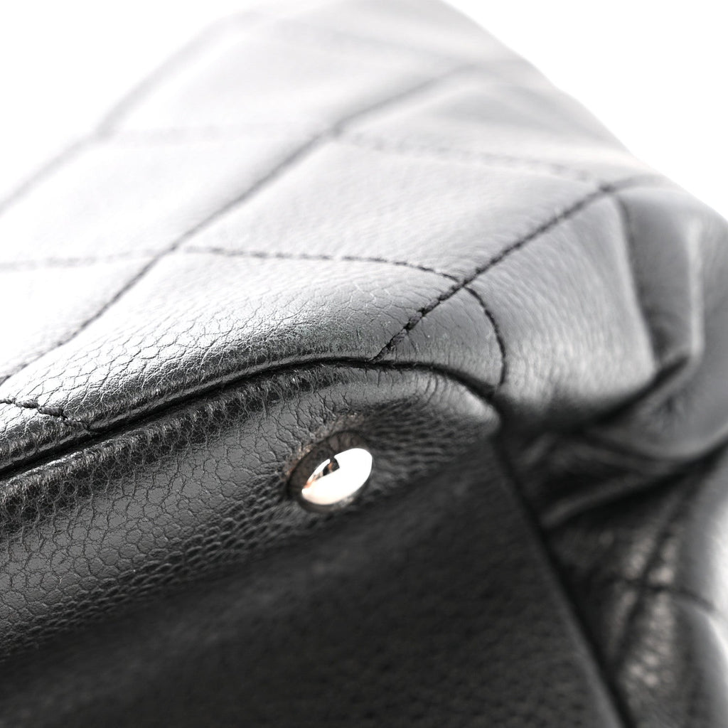 Caviar Quilted CC Timeless Soft Tote Black