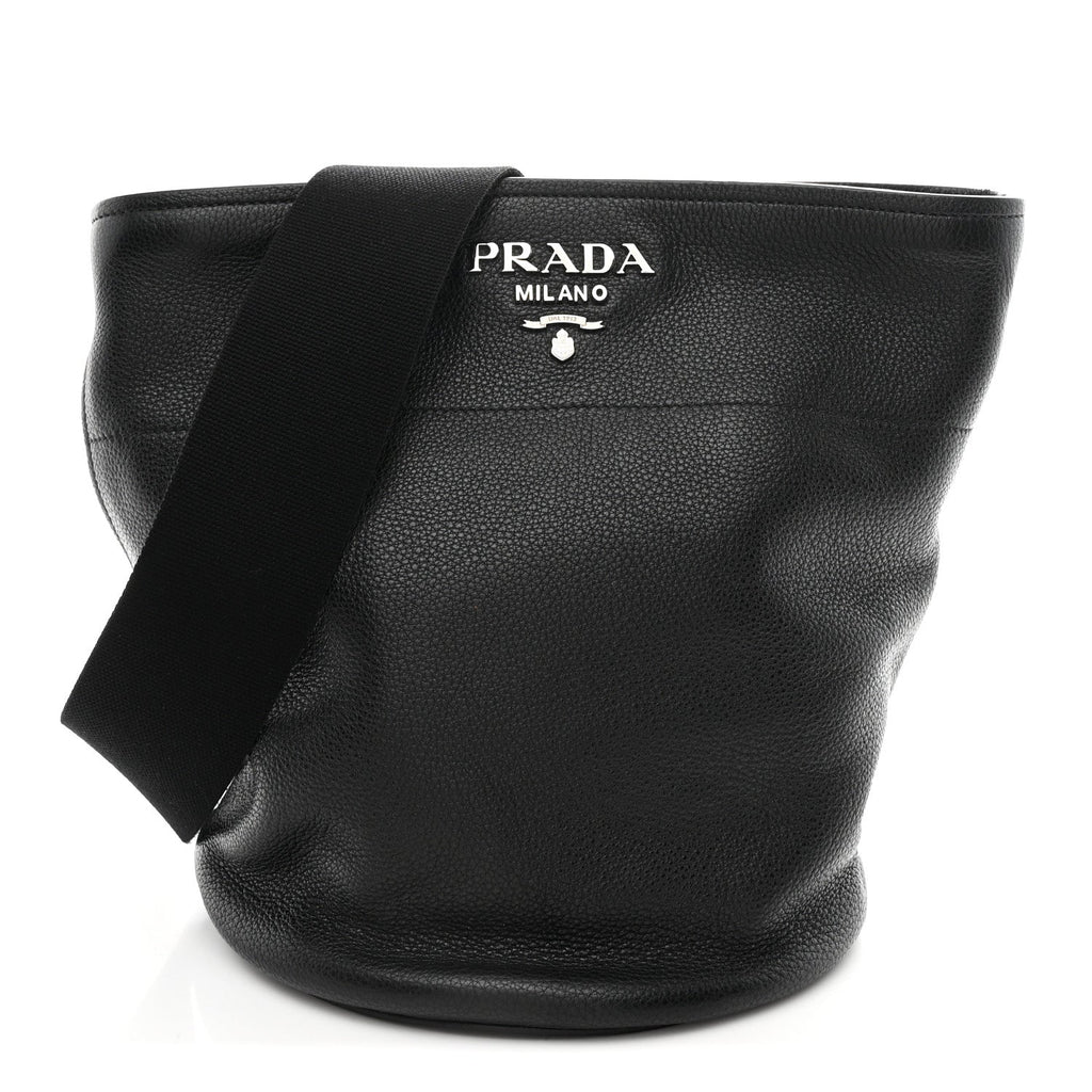 Vitello Daino Bucket Bag Black