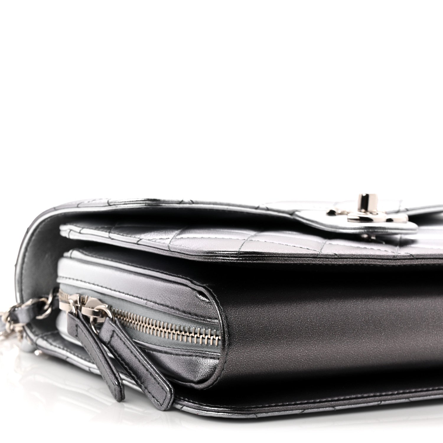Metallic Lambskin Large Like A Wallet Flap Silver