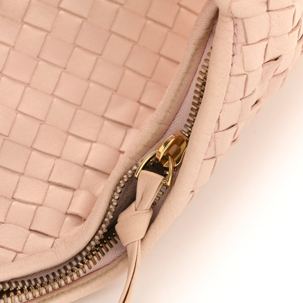 Nappa Intrecciato Medium Veneta Hobo Flamingo