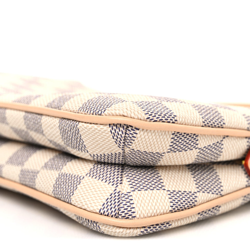 Damier Azur Liv Pochette