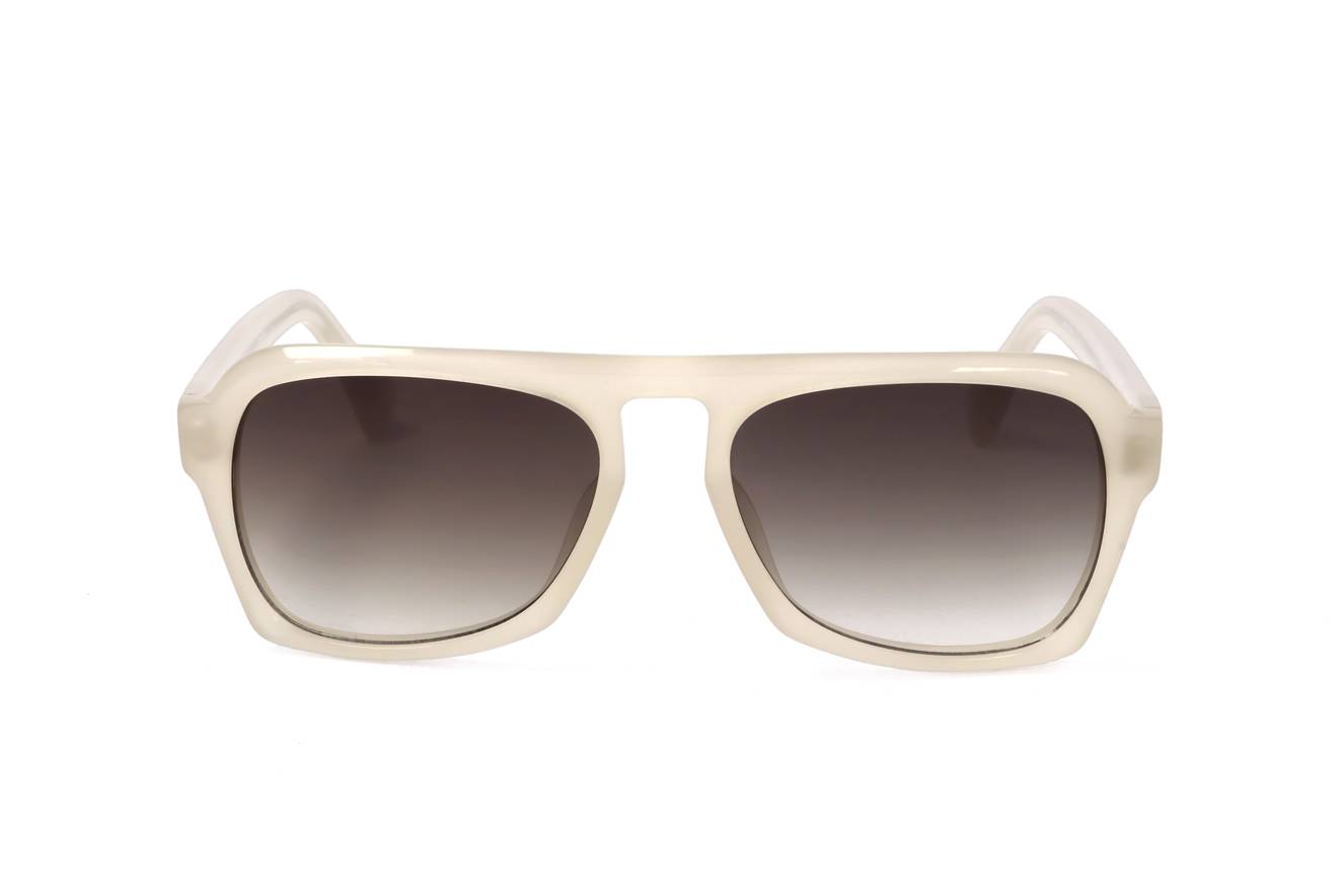 Dries Van Noten by Linda Farrow DVN39 C12