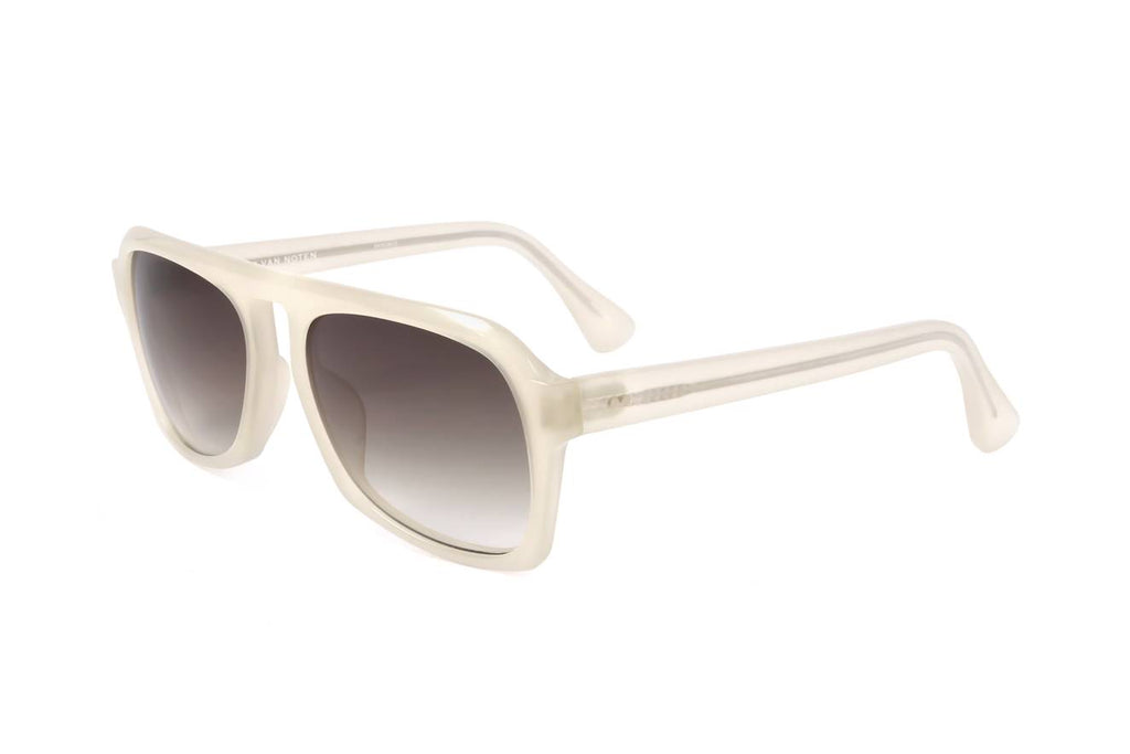 Dries Van Noten by Linda Farrow DVN39 C12