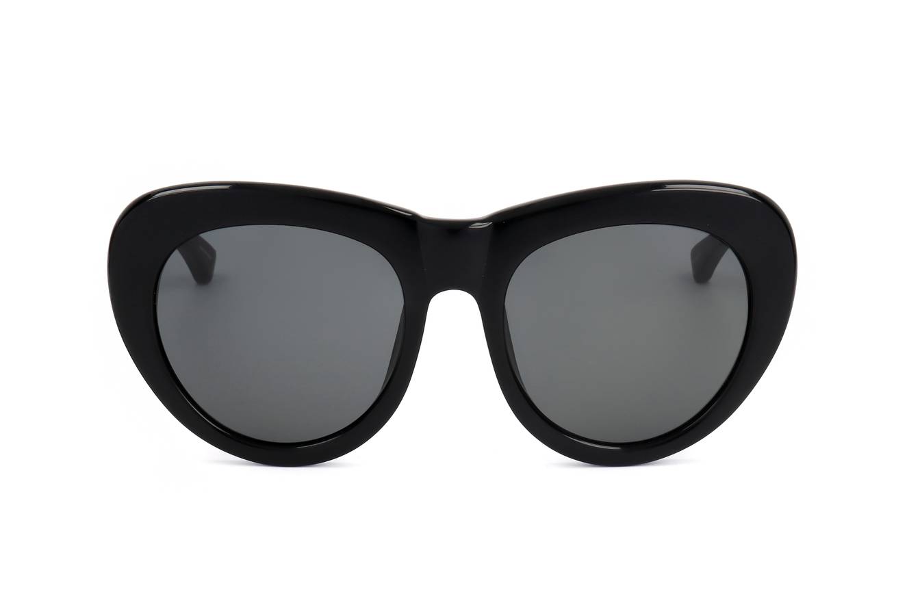Dries Van Noten by Linda Farrow DVN69