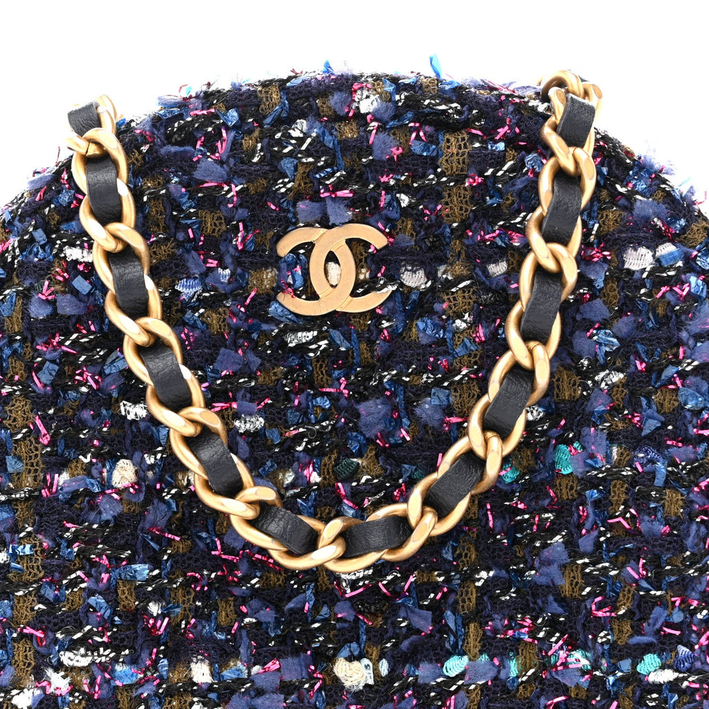 Tweed Quilted Round Clutch With Chain Multicolor