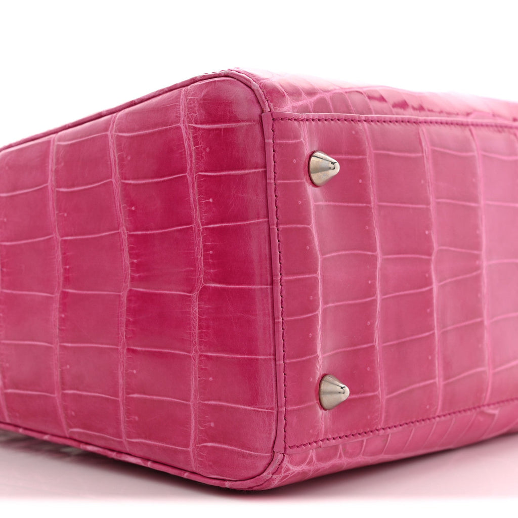 Alligator Medium Lady Dior Pink