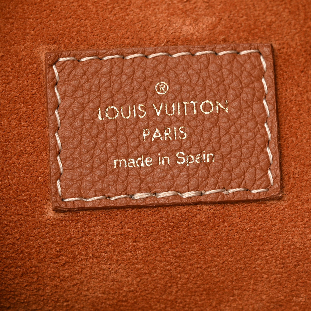 Grained Calfskin Low Key Hobo MM Cognac