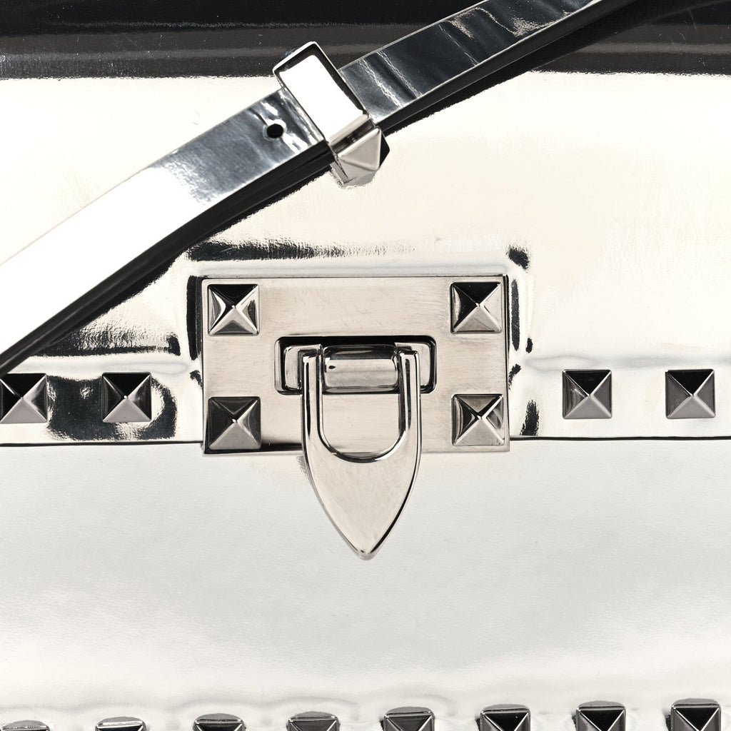 Mirror Calfskin Small Rockstud23 Shoulder Bag Silver
