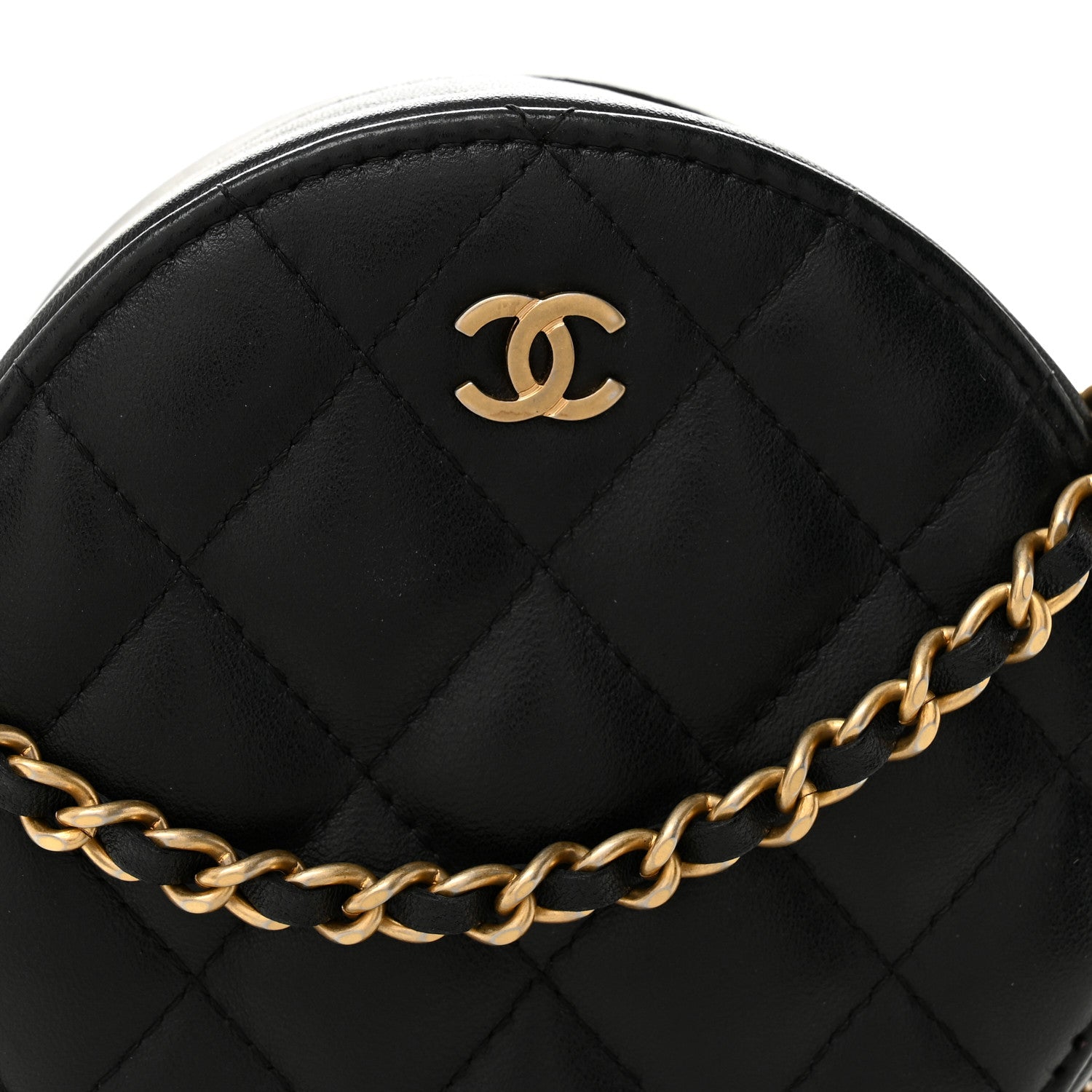 Lambskin Quilted Round Clutch With Chain Black