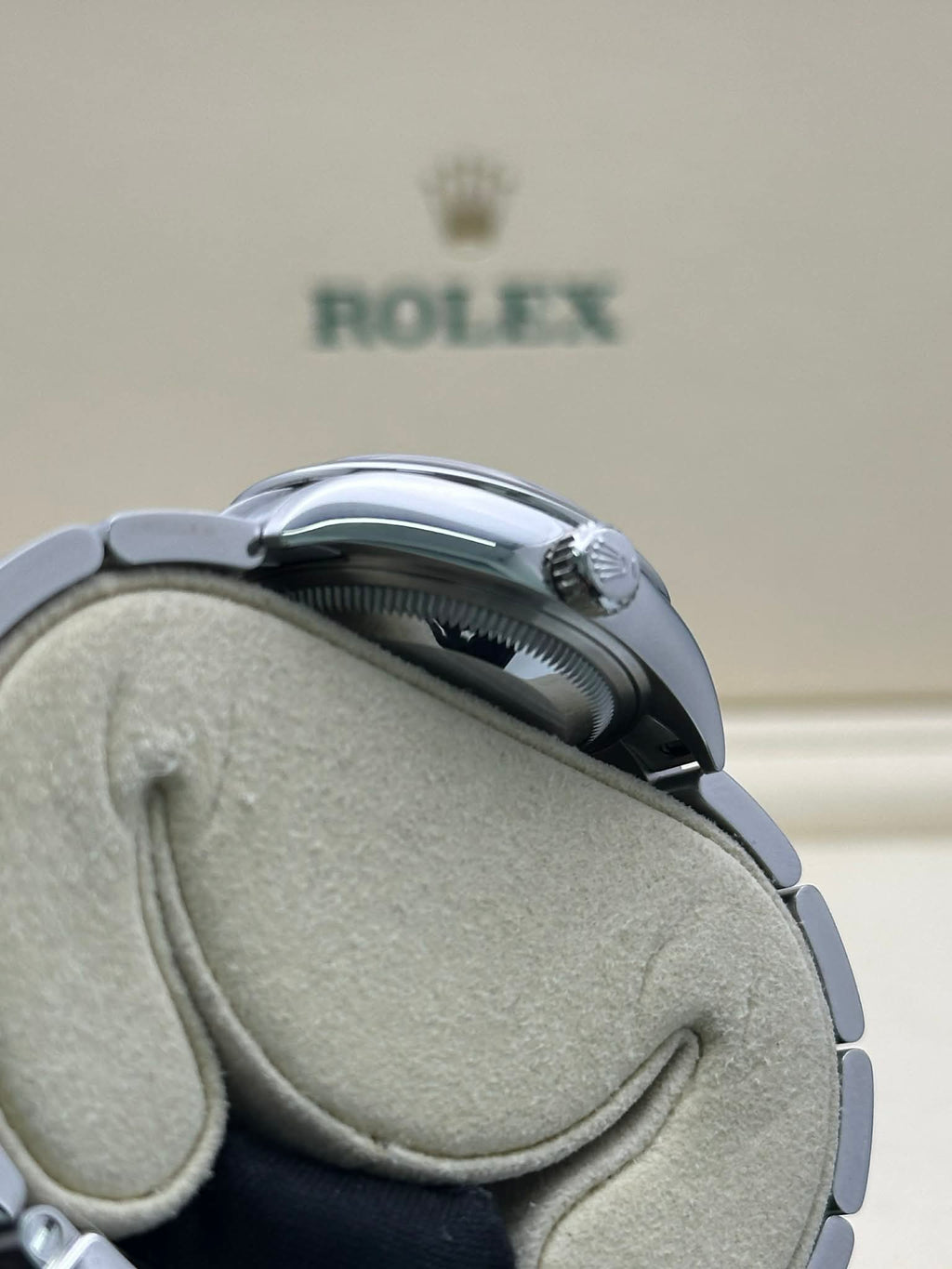 Rolex Oyster Perpetual 28 Watch - Domed Bezel - Black Index Dial - Oyster Bracelet - 276200 bkio
