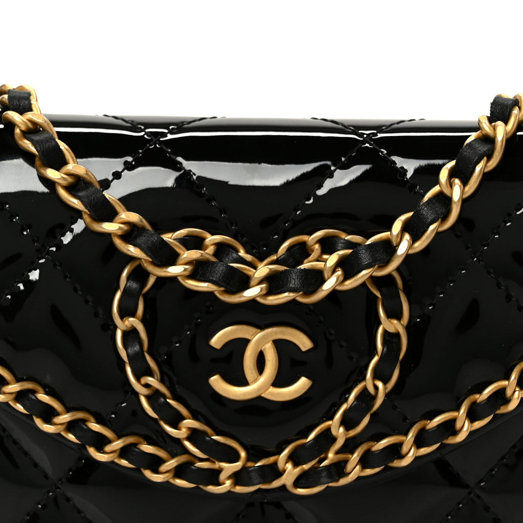Patent Quilted Chain Around Heart Mini Chain Flap Black