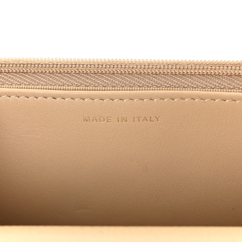 Caviar Quilted Wallet on Chain WOC Beige