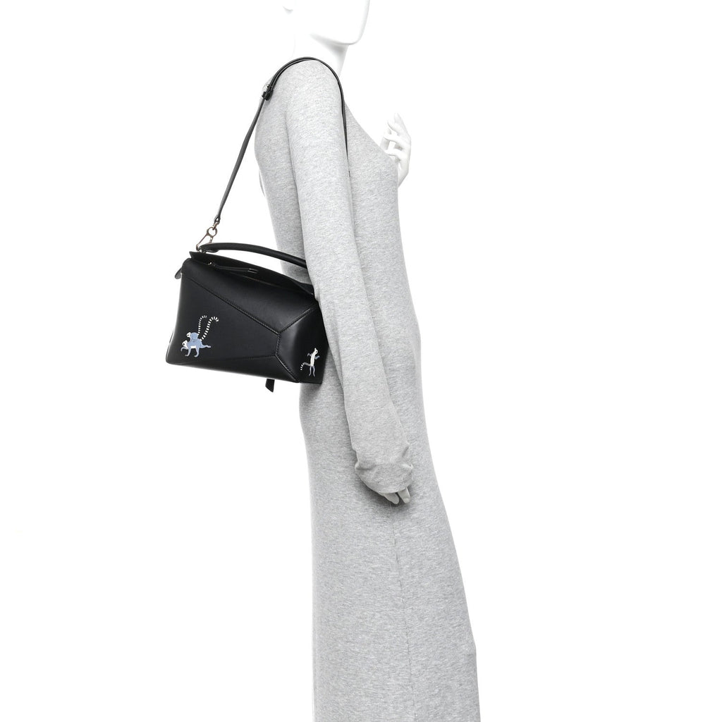 X SUNA FUJITA Satin Calfskin Small Lemur Puzzle Edge Bag Black