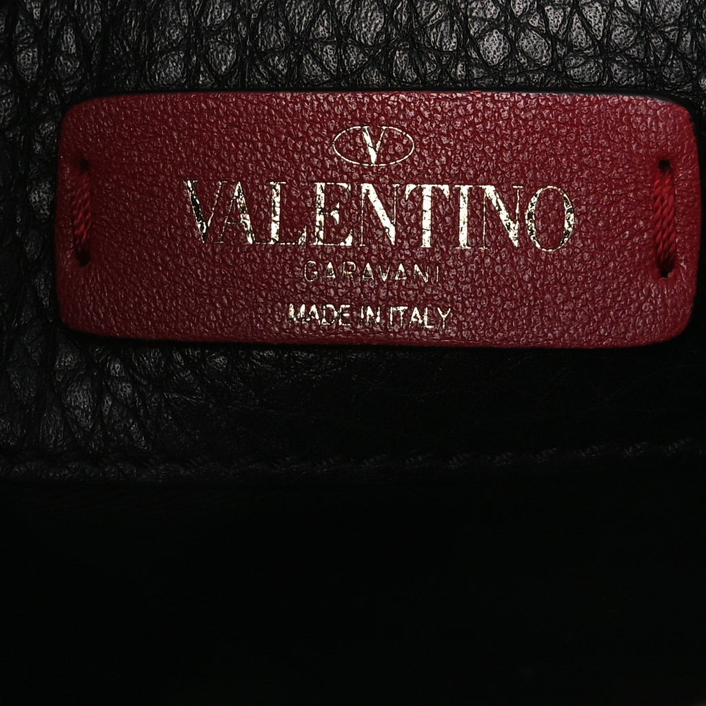 Grained Calfskin Rockstud Saddle Bag Black