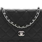 Caviar Quilted CC Turnlock Wallet On Chain WOC Black