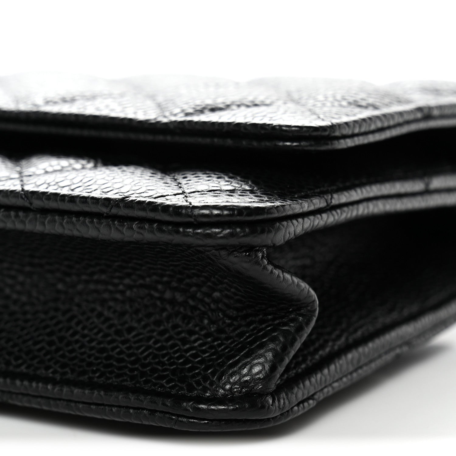 Caviar Quilted Wallet on Chain WOC Black