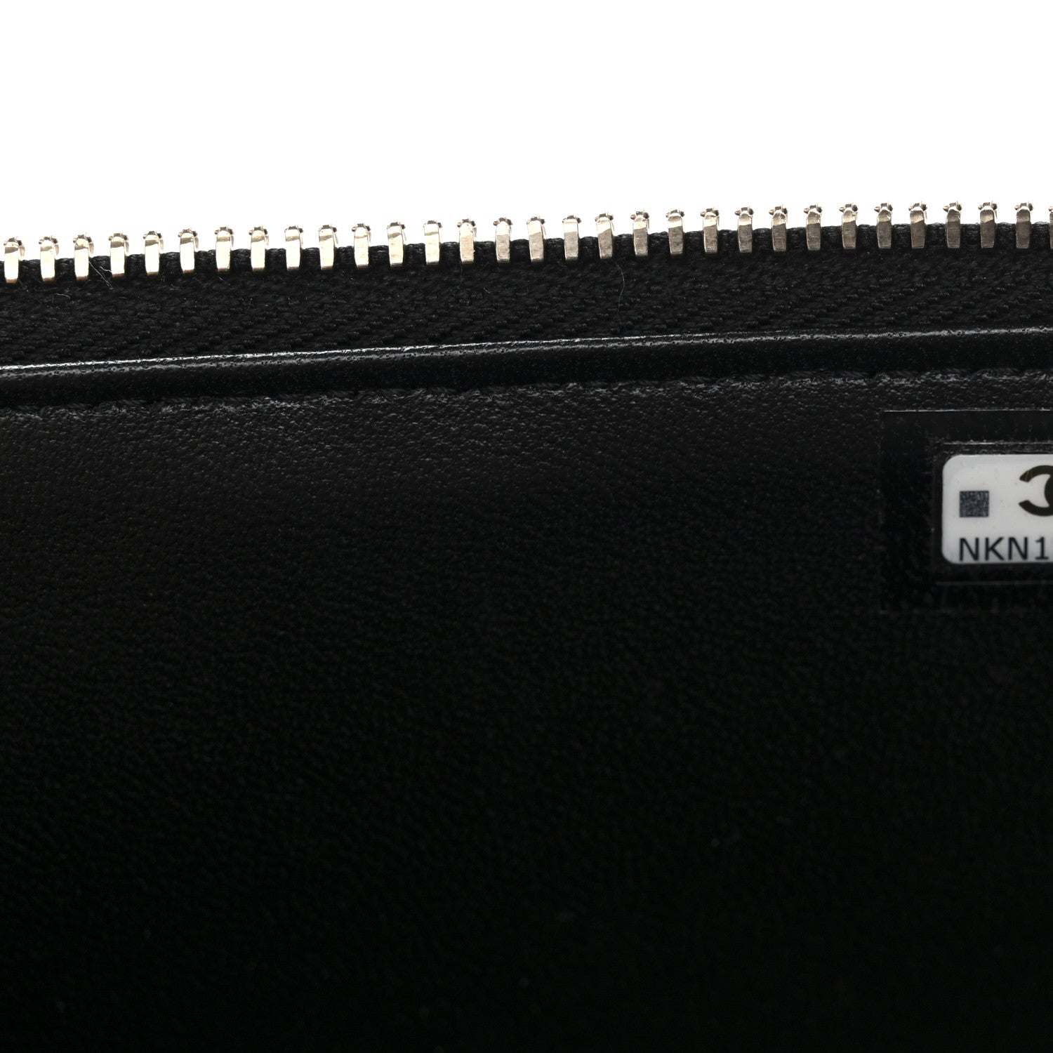 Lambskin Quilted Small Pillow Crush Vanity Case With Chain Black