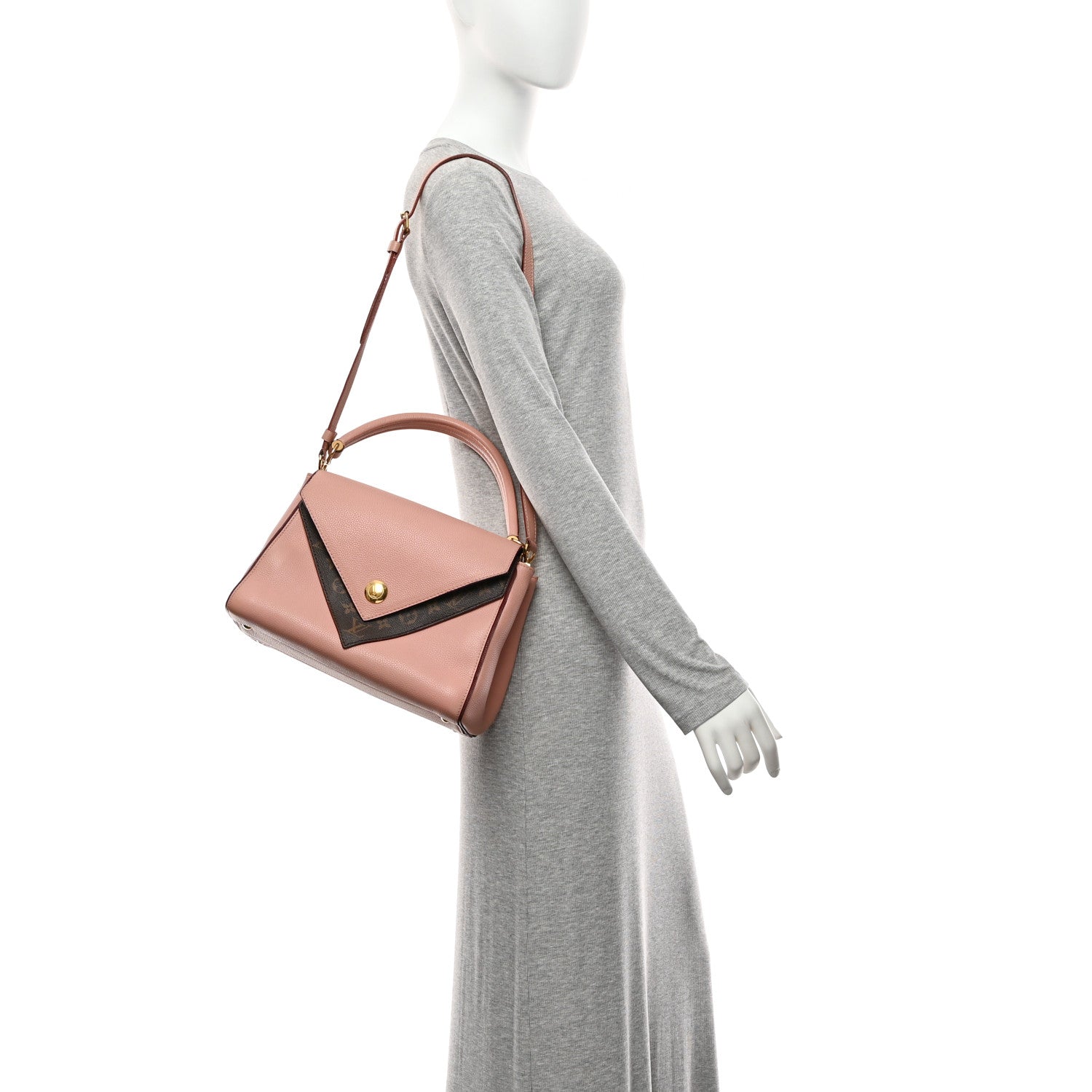 Grained Calfskin Monogram Double V Rose Poudre