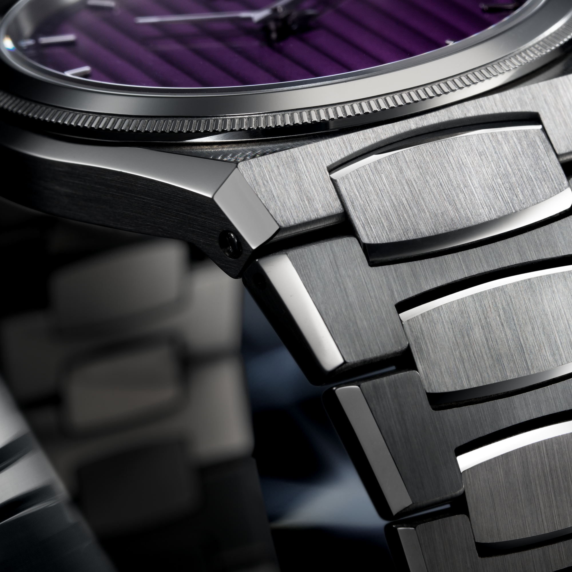 Venezianico Arsenale 40 Men’s Automatic Ultra-Thin Purple Watch