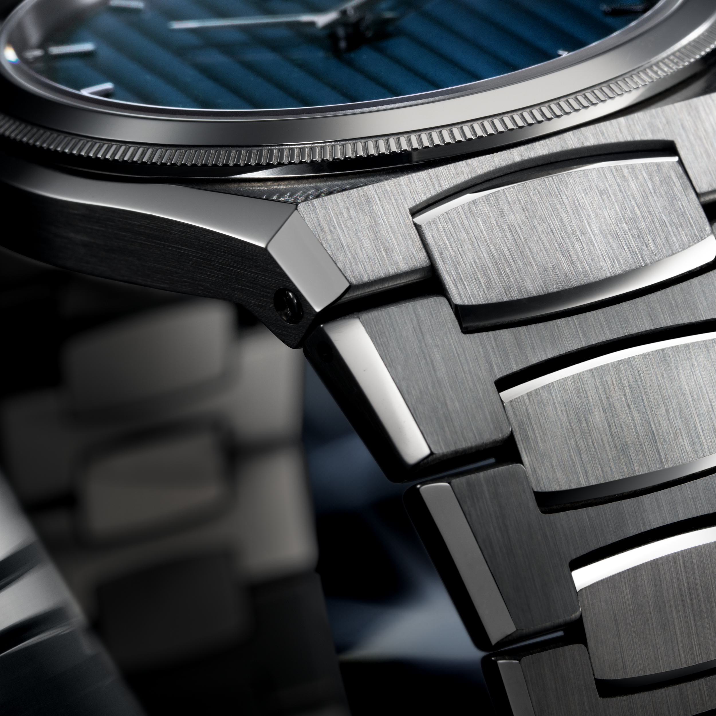 Venezianico Arsenale 40 Men’s Automatic Ultra-Thin Blue Watch