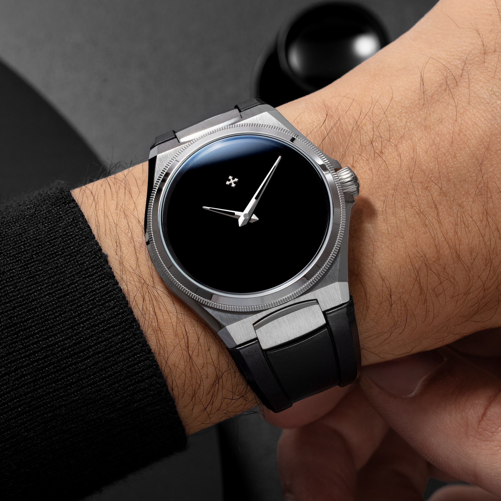 Venezianico Arsenale Ultrablack Men’s Slim Black Automatic Watch