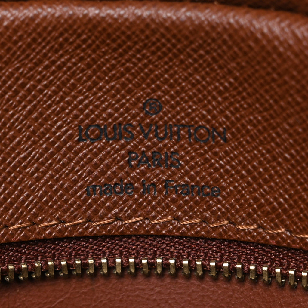 Monogram Nil 28