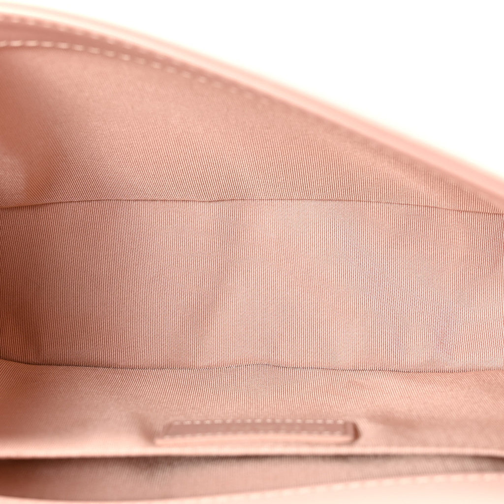 Calfskin Chevron Tweed Medium Boy Flap Pink