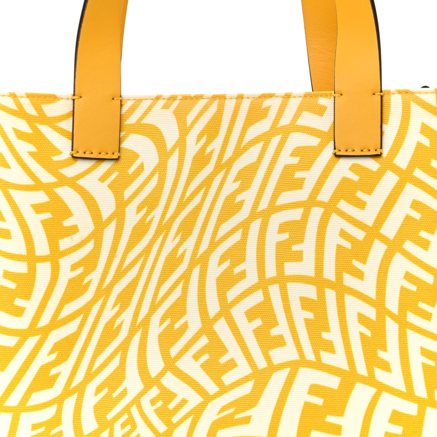 X SARAH COLEMAN Glazed Canvas Vitello King FF Vertigo Shopping Tote Bag Mimosa White