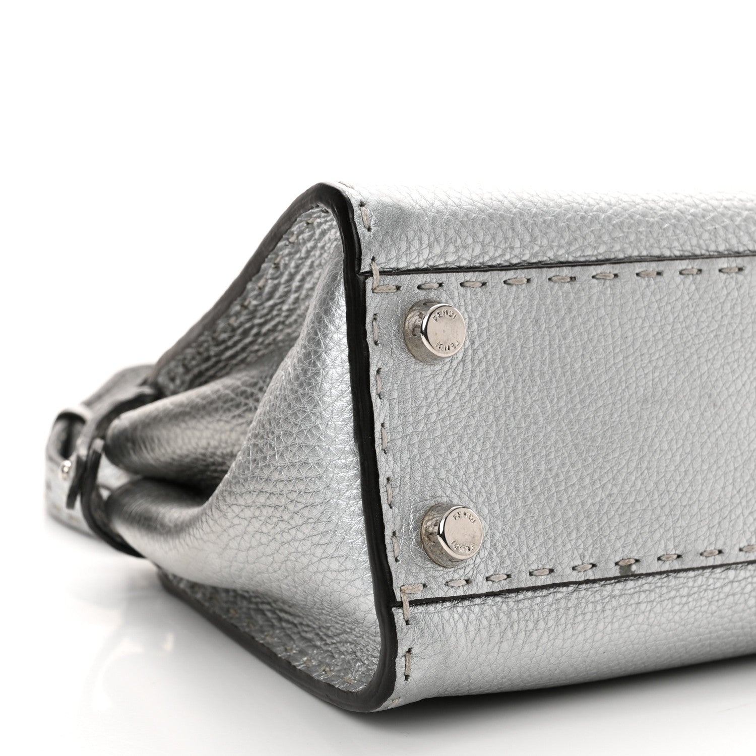 Cuoio Romano Lux Selleria Mini Peekaboo Iconic Satchel Argento