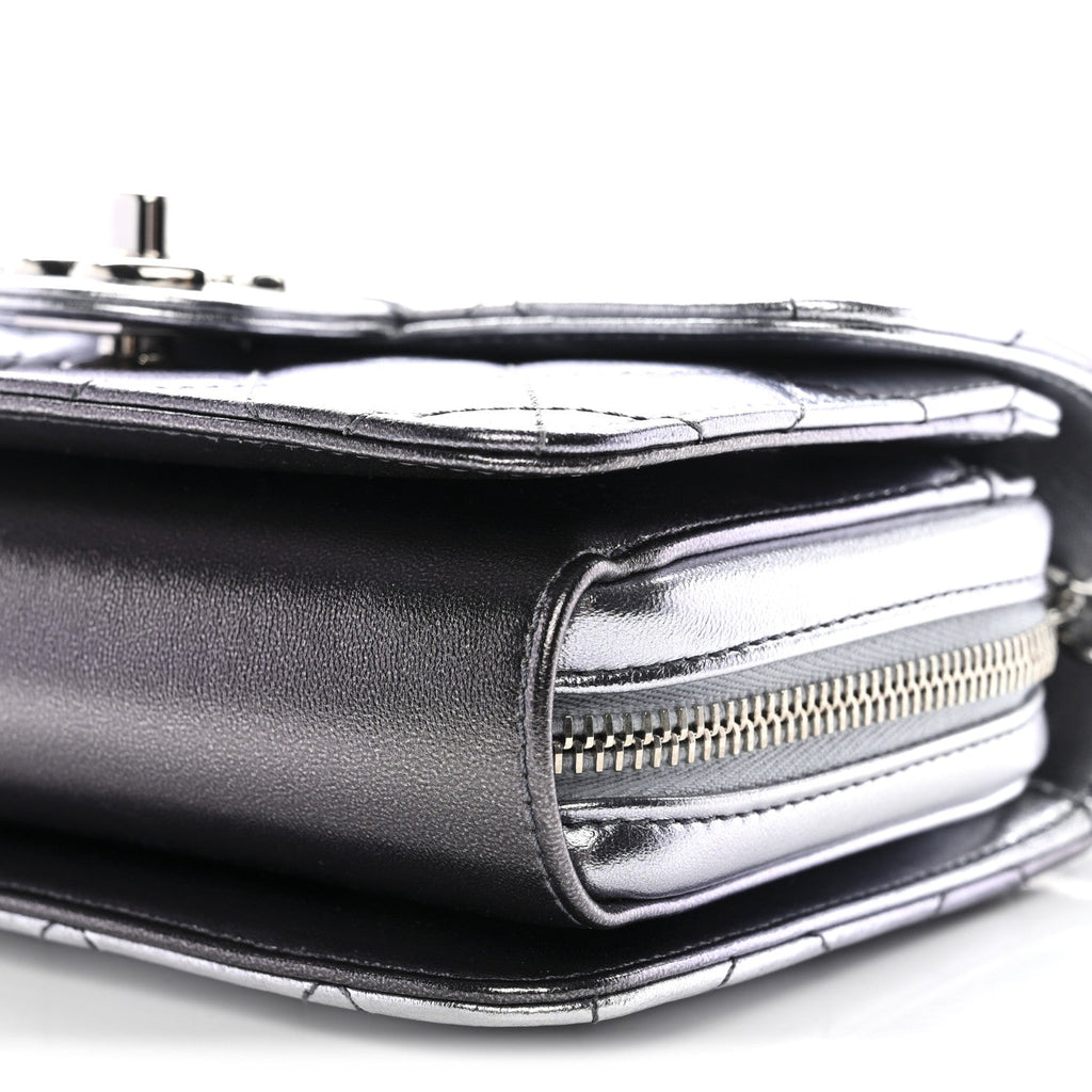 Metallic Lambskin Like A Wallet Flap Silvery Black
