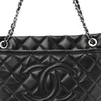 Caviar Quilted CC Timeless Soft Tote Black