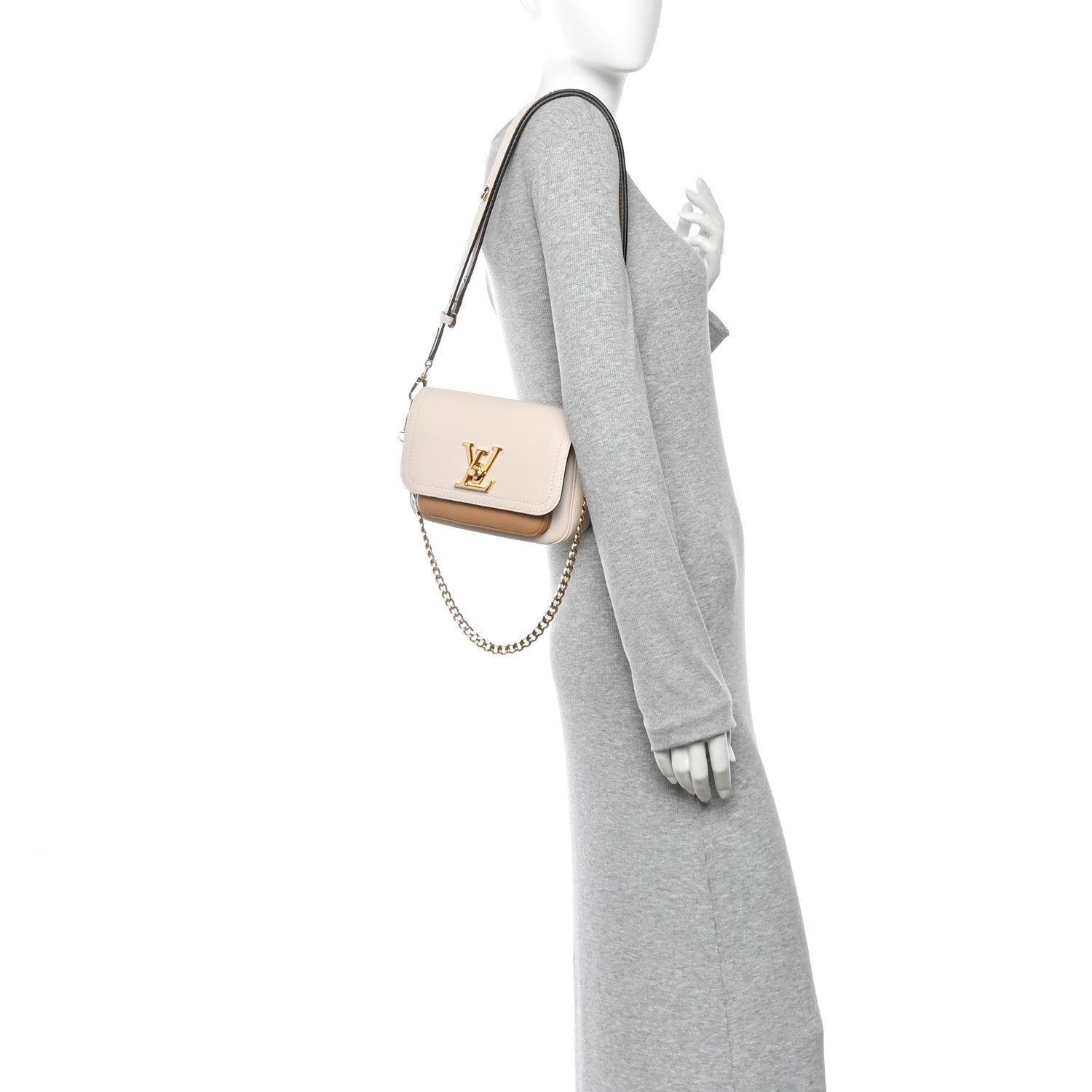 Grained Calfskin Lockme Tender Quartz