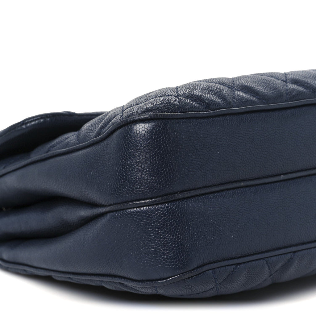 Caviar Quilted Medium Urban Companion Flap Navy