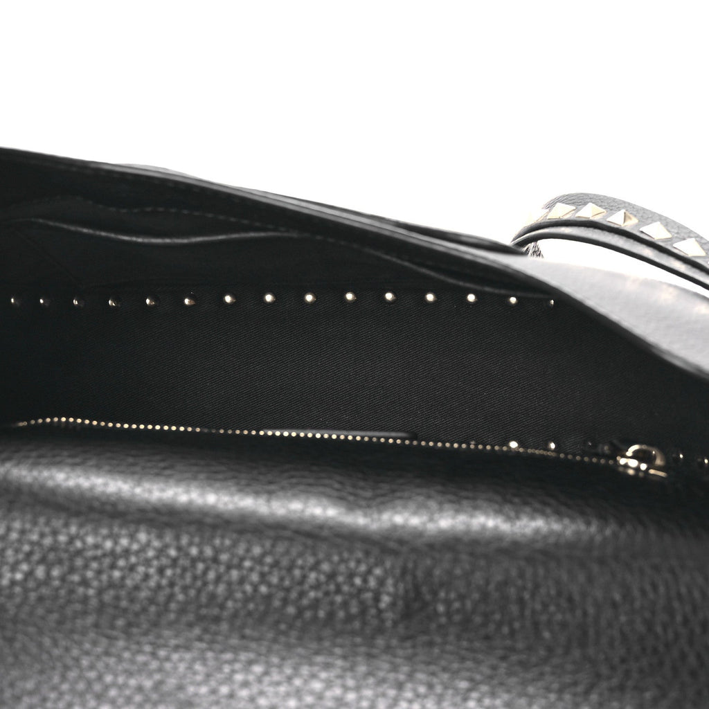 Grained Calfskin Rockstud Saddle Bag Black