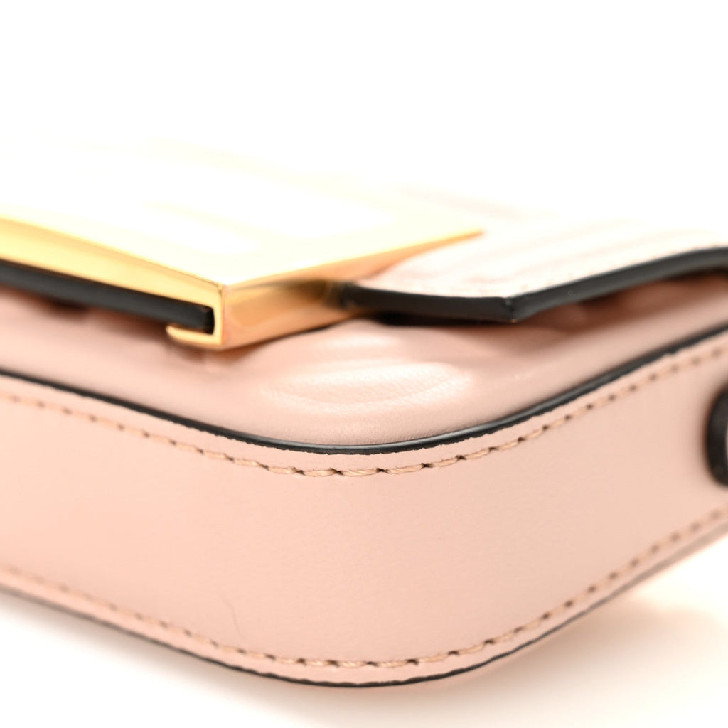 Nappa Matisse FF Embossed Nano Baguette Charm Rosa Quarzo