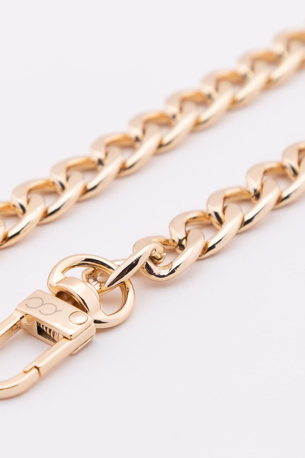 Cordée Cases Gia Phone Chain